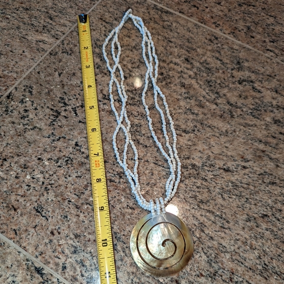 Triple Strand Shell Necklace 18" length, Pendant Approx. 2" EUC - Picture 2 of 5